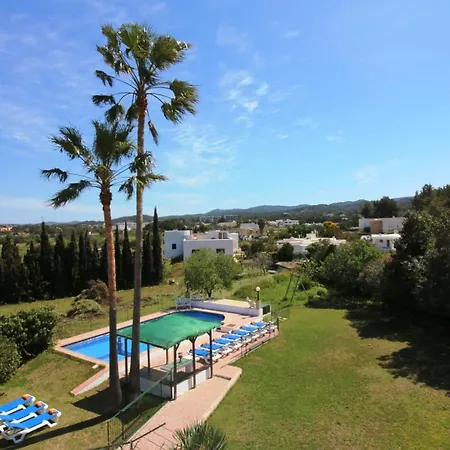 Villa Carvi *